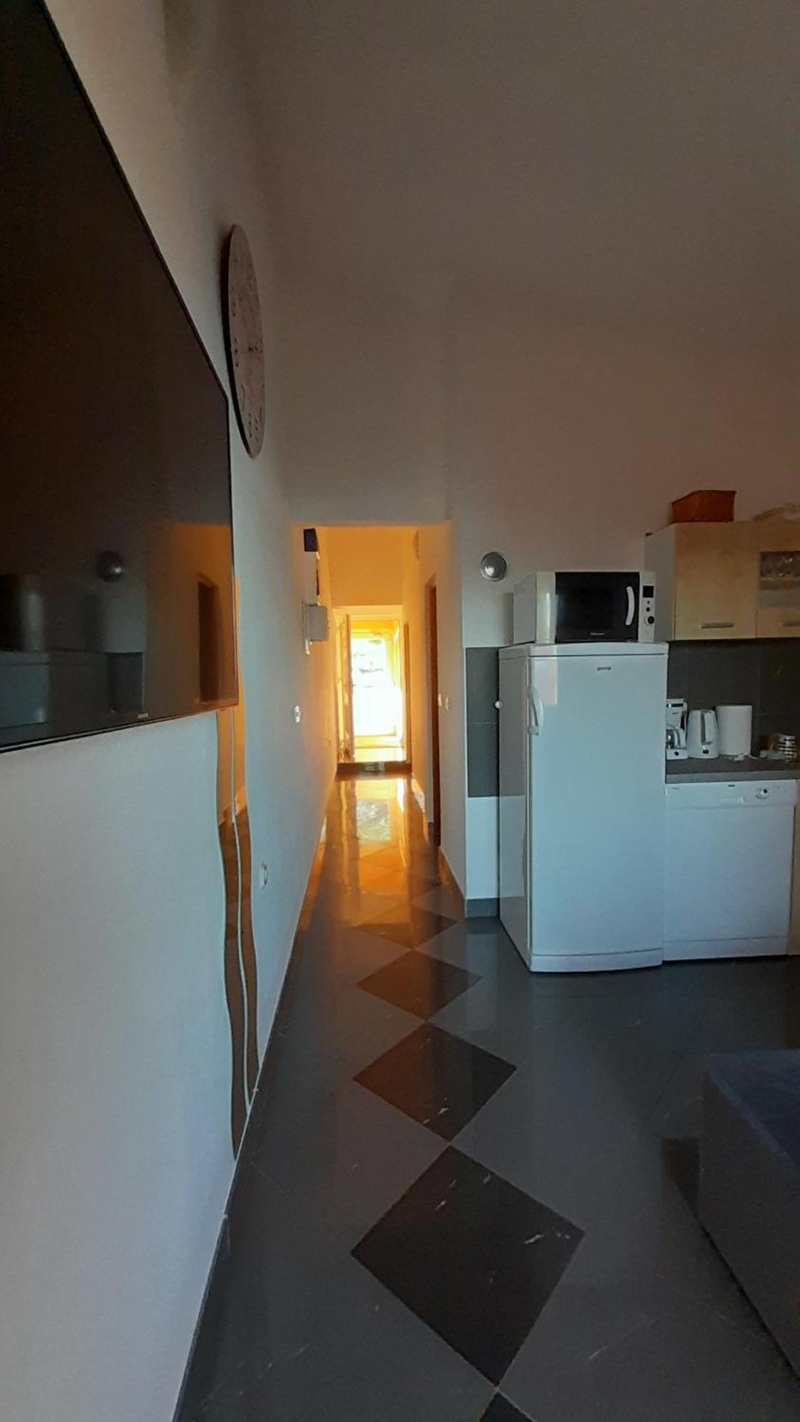 Apartmani Ivankovic Karlobag Cameră foto